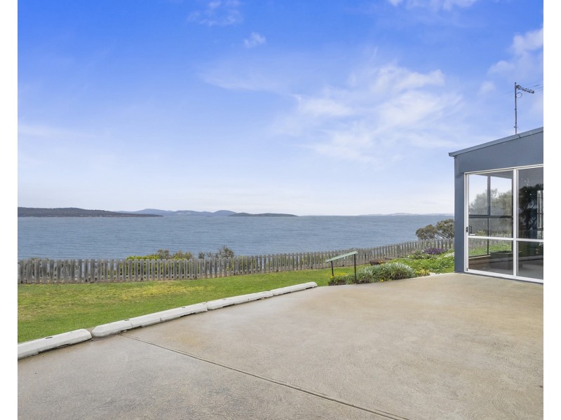 9 Linden Road, Primrose Sands TAS 7173