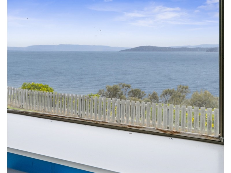 9 Linden Road, Primrose Sands TAS 7173