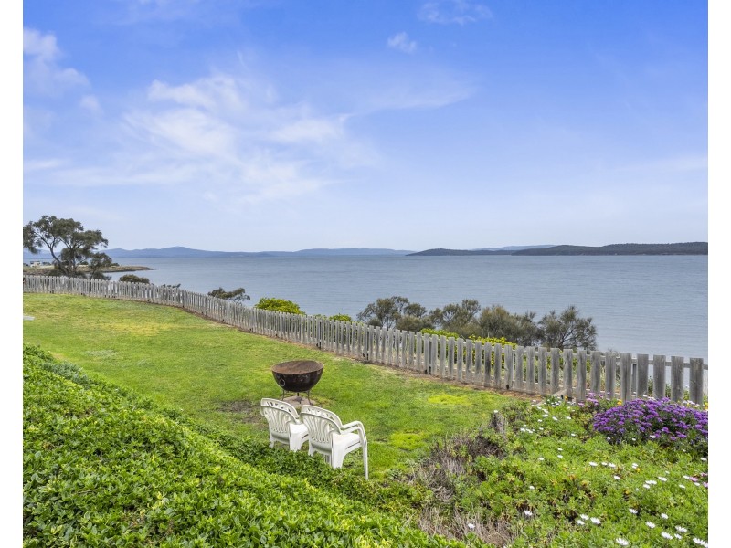 9 Linden Road, Primrose Sands TAS 7173