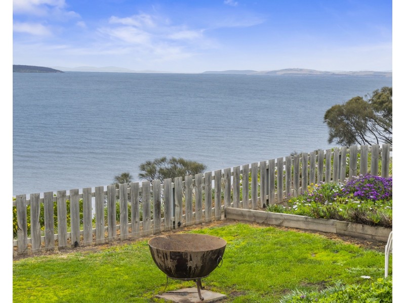 9 Linden Road, Primrose Sands TAS 7173