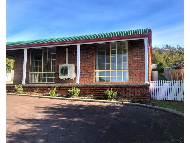 2/50 Charles Street, Orford TAS 7190