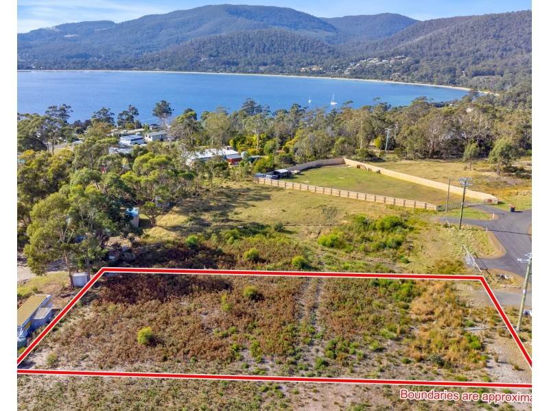 15 Anbria Drive, White Beach TAS 7184