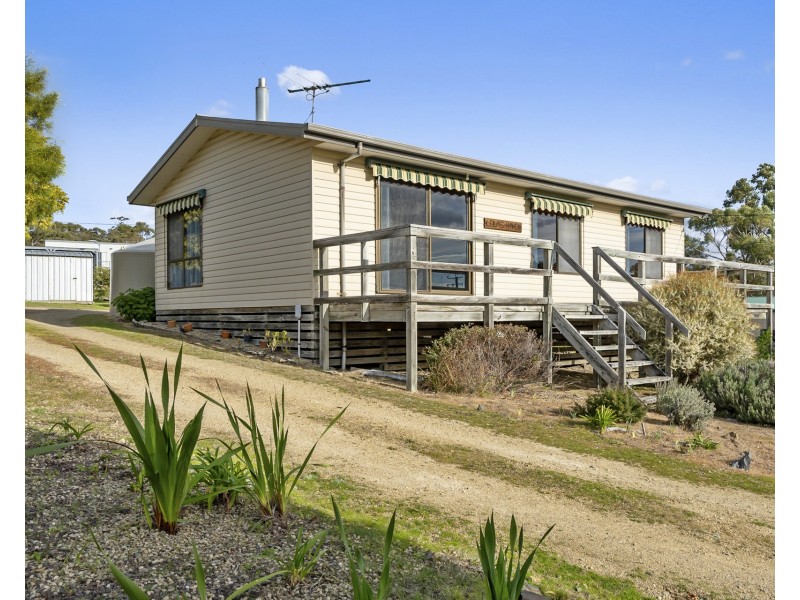 19 Fox Avenue, White Beach TAS 7184