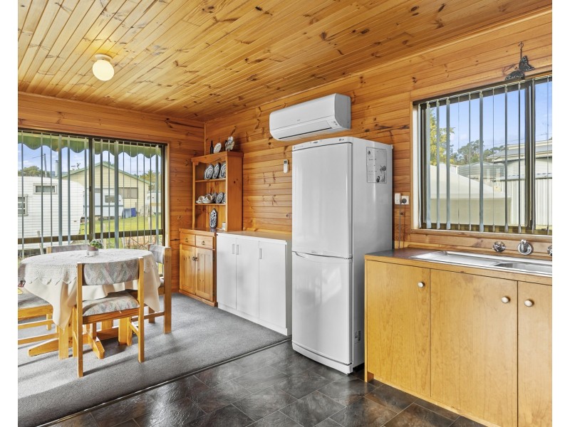 19 Fox Avenue, White Beach TAS 7184