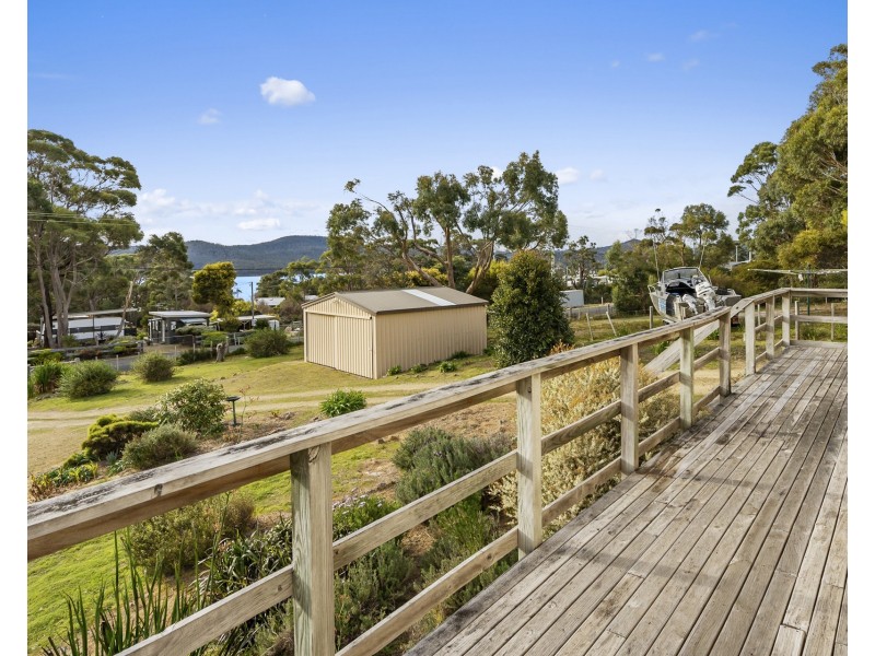 19 Fox Avenue, White Beach TAS 7184