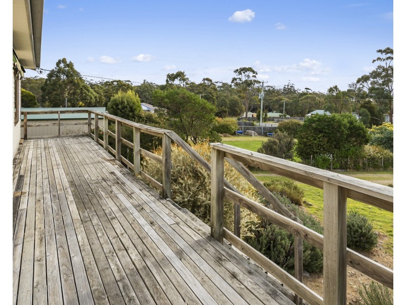 19 Fox Avenue, White Beach TAS 7184