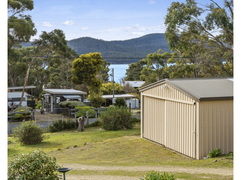 19 Fox Avenue, White Beach TAS 7184