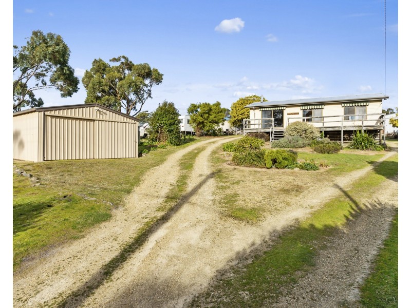 19 Fox Avenue, White Beach TAS 7184