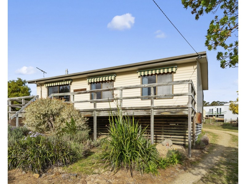 19 Fox Avenue, White Beach TAS 7184