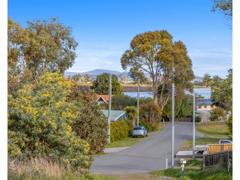 58 Erle Street, Carlton River TAS 7173