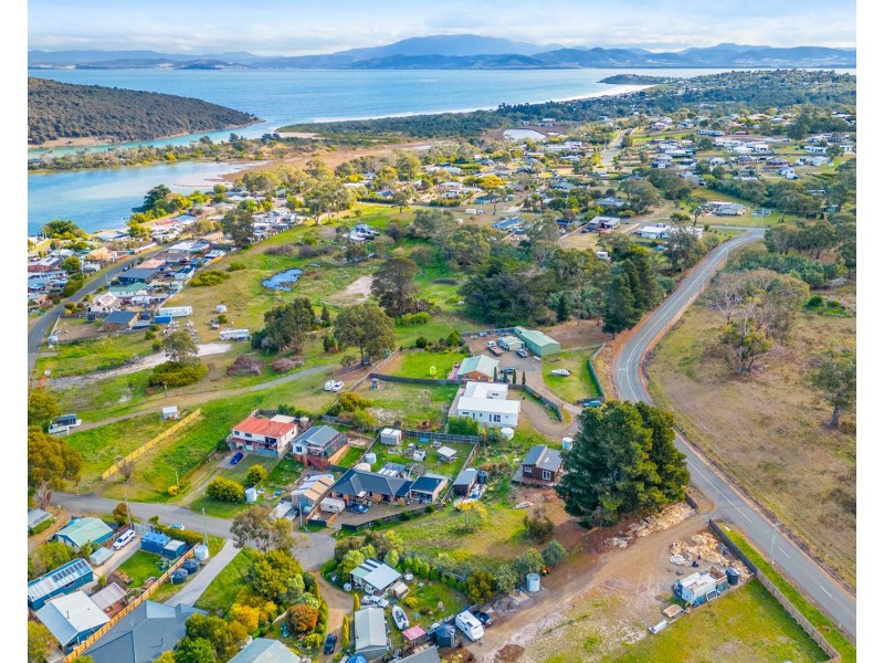 58 Erle Street, Carlton River TAS 7173