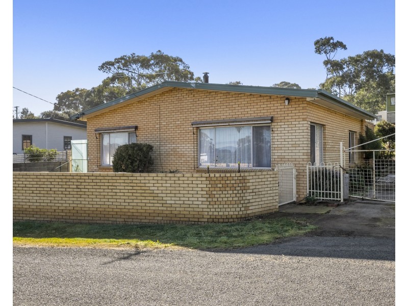 10 Reninna Street, Dodges Ferry TAS 7173