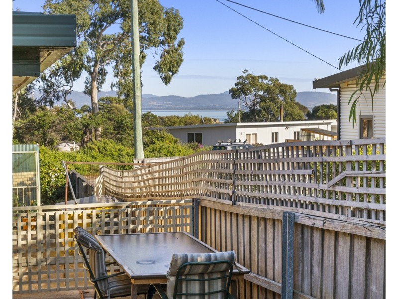 10 Reninna Street, Dodges Ferry TAS 7173