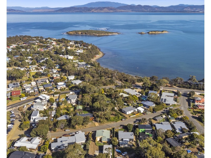 10 Reninna Street, Dodges Ferry TAS 7173