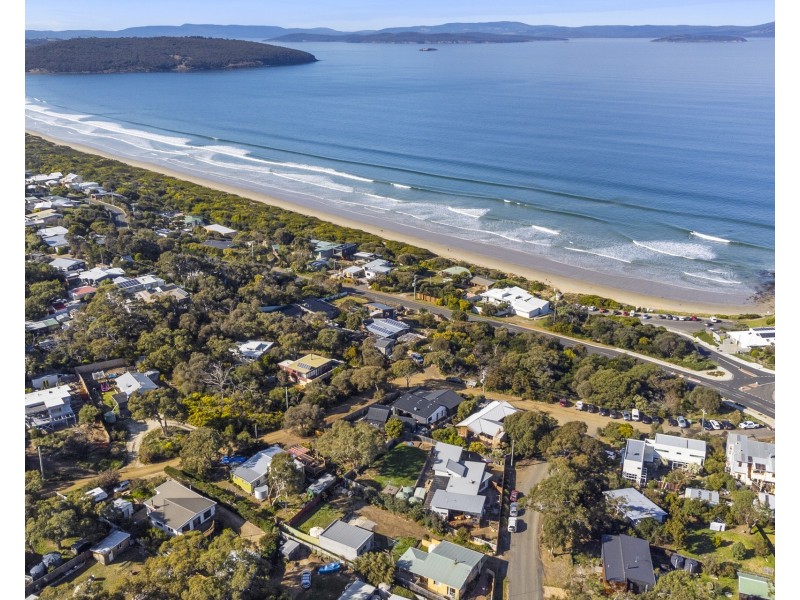 10 Reninna Street, Dodges Ferry TAS 7173