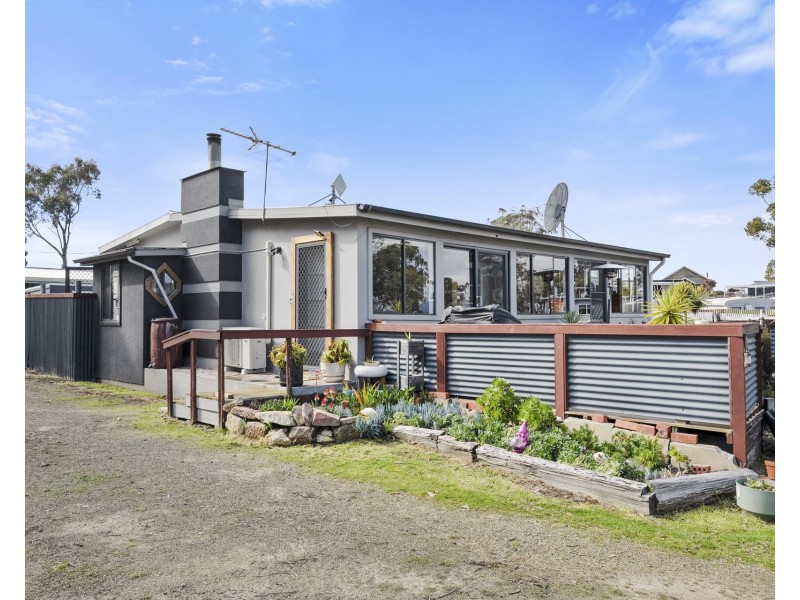 14 Cliffords Road, Saltwater River TAS 7186