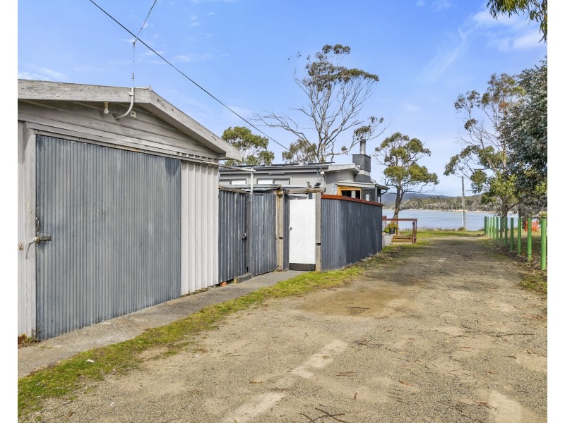 14 Cliffords Road, Saltwater River TAS 7186