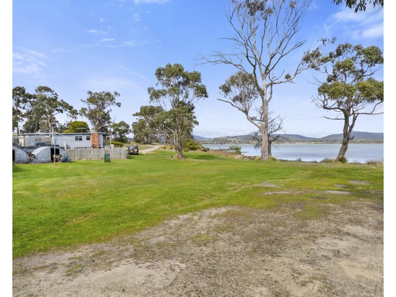 14 Cliffords Road, Saltwater River TAS 7186