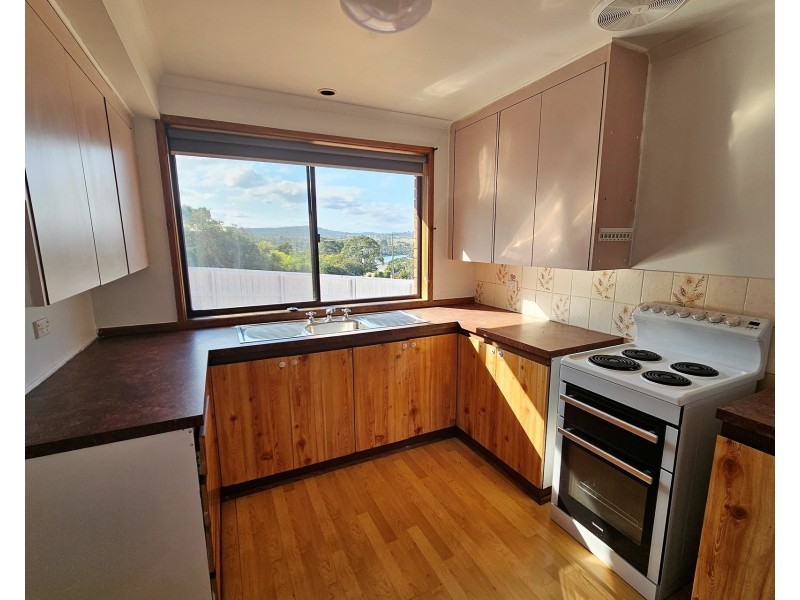 18 Falcon Street, Primrose Sands TAS 7173