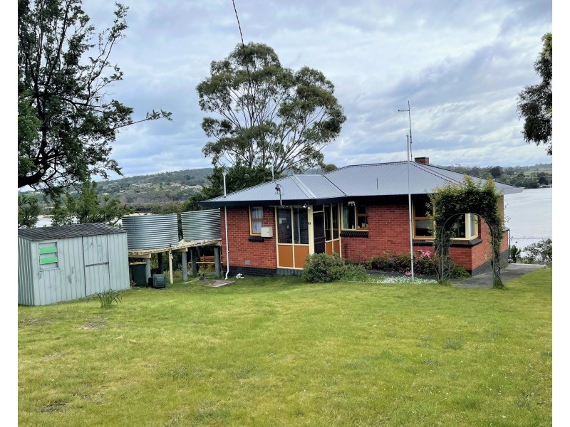 37 Midden Road, Primrose Sands TAS 7173