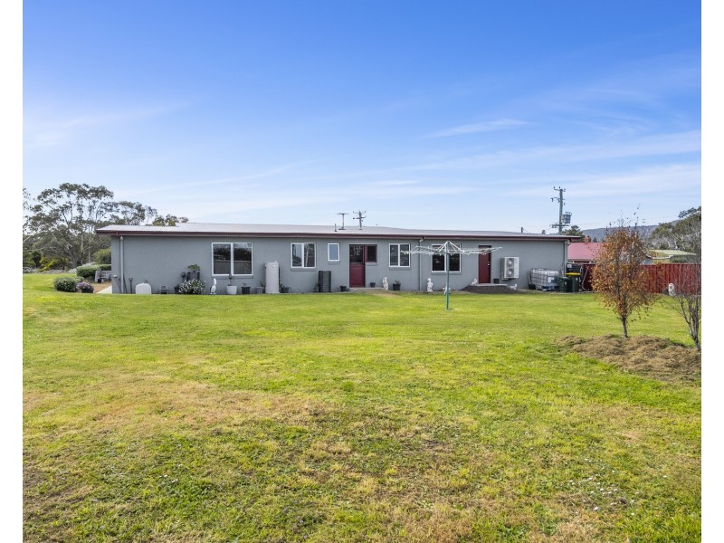 154 Arthur Highway, Dunalley TAS 7177