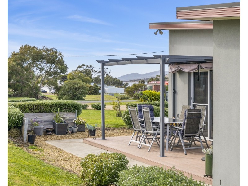 154 Arthur Highway, Dunalley TAS 7177