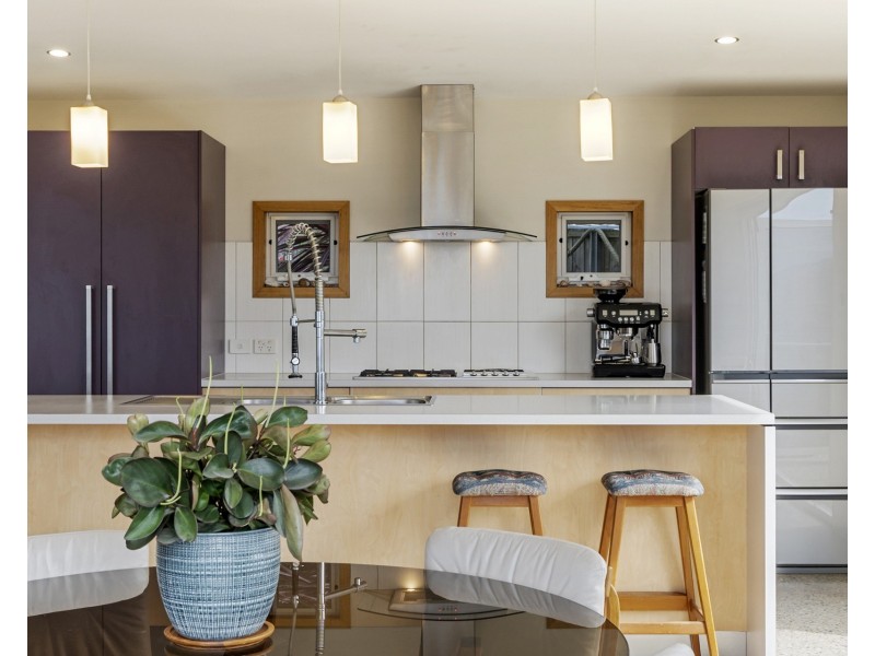 2 Caribbean Court, Eaglehawk Neck TAS 7179