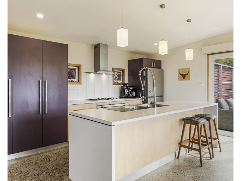 2 Caribbean Court, Eaglehawk Neck TAS 7179