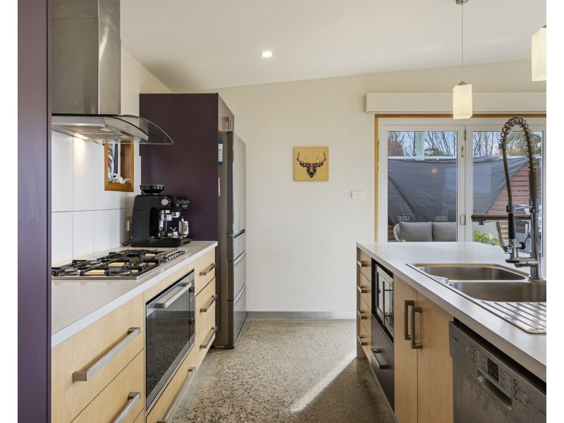 2 Caribbean Court, Eaglehawk Neck TAS 7179