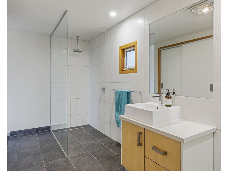 2 Caribbean Court, Eaglehawk Neck TAS 7179