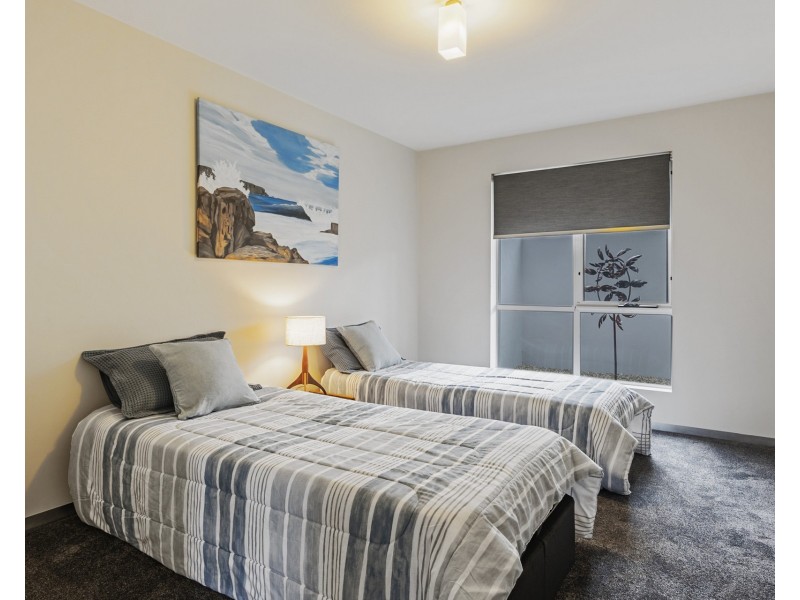 2 Caribbean Court, Eaglehawk Neck TAS 7179