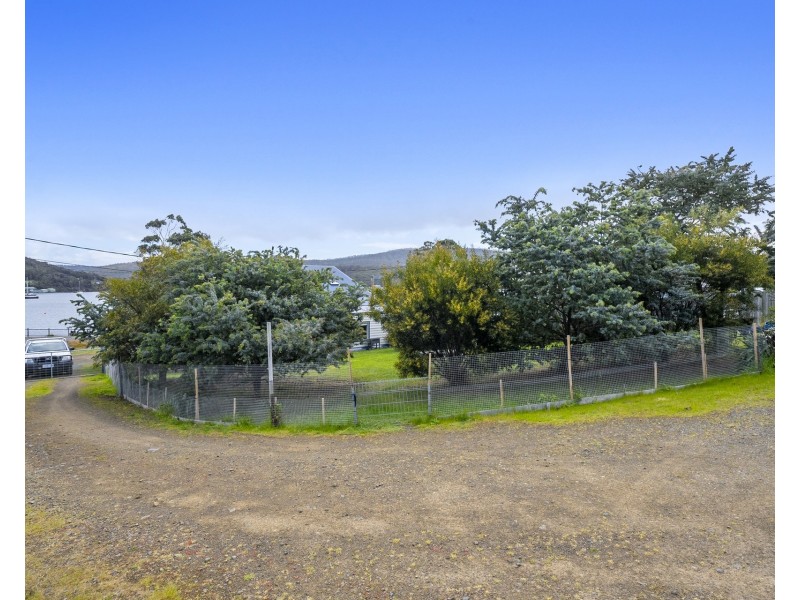 1687 Main Road, Nubeena TAS 7184