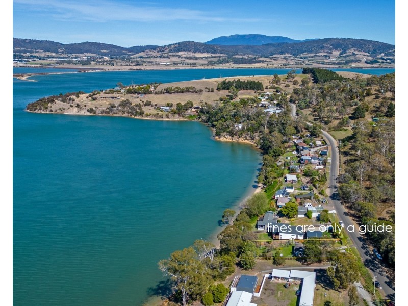 559 Shark Point Road, Penna TAS 7171