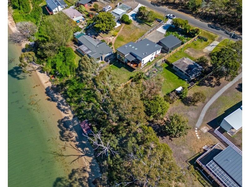 559 Shark Point Road, Penna TAS 7171