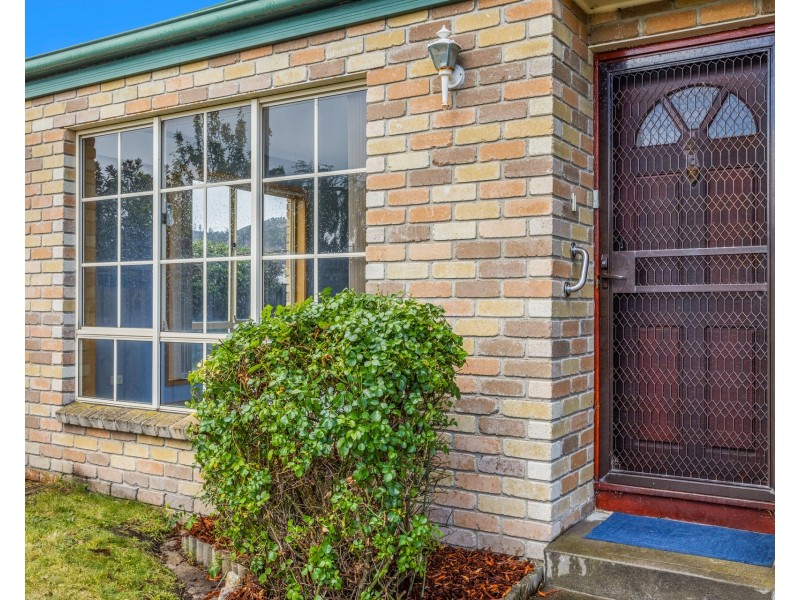 4/3 Church Street, Rokeby TAS 7019