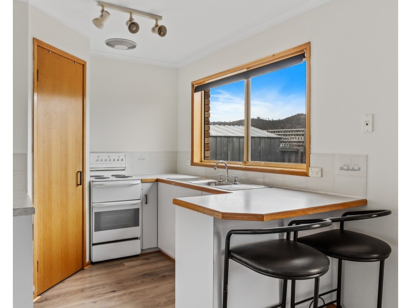 4/3 Church Street, Rokeby TAS 7019