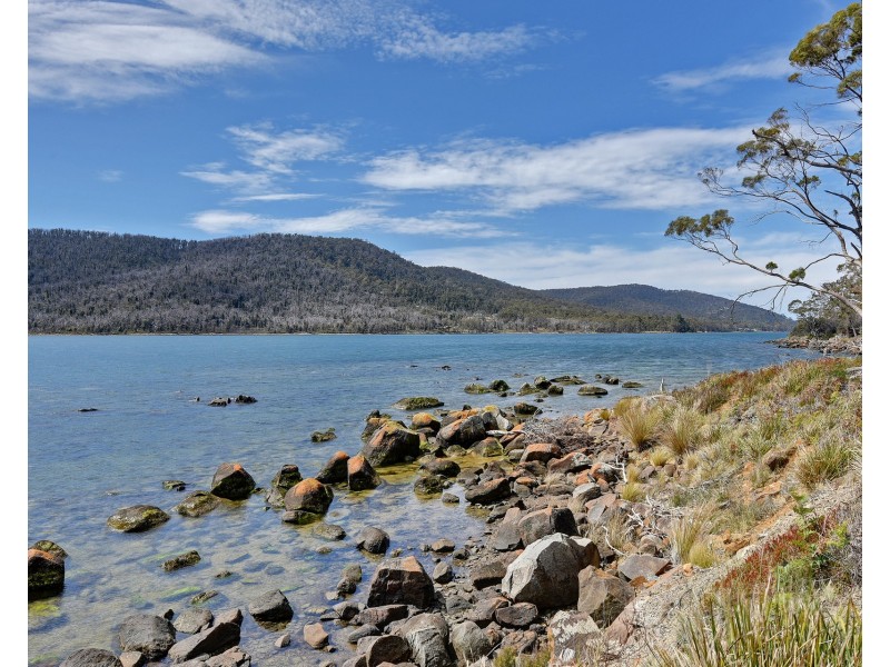 45 Mason Point Road, Eaglehawk Neck TAS 7179