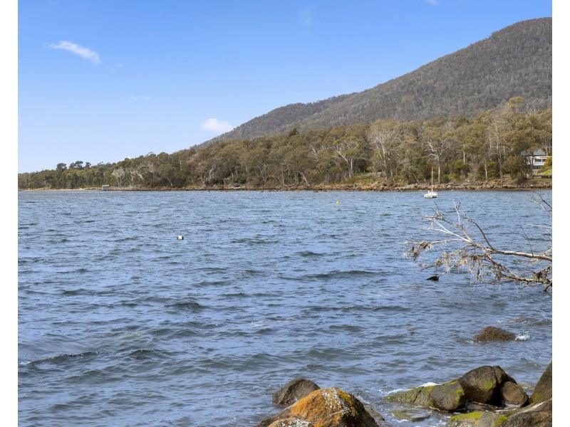 45 Mason Point Road, Eaglehawk Neck TAS 7179