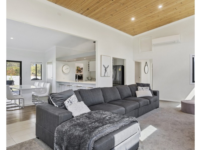 2 Gate Five Road, Carlton River TAS 7173