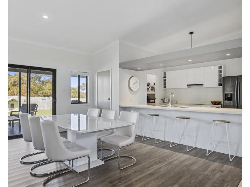2 Gate Five Road, Carlton River TAS 7173