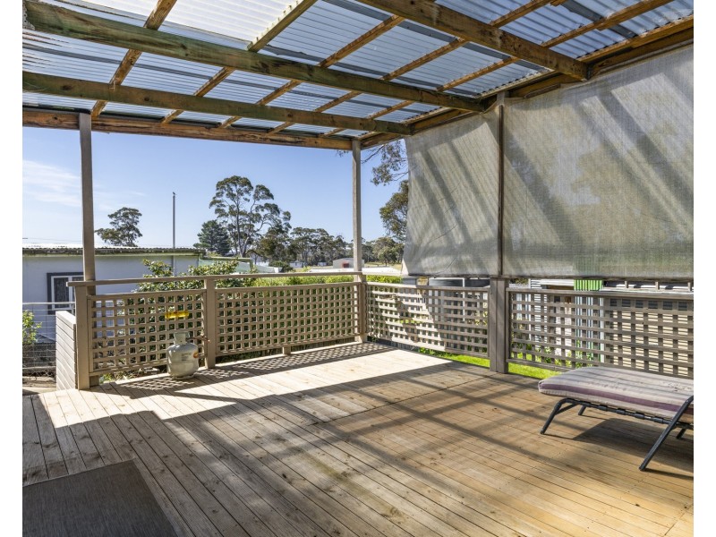 8 Sloping Main Drive, Sloping Main TAS 7186