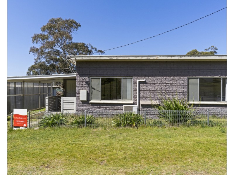 8 Sloping Main Drive, Sloping Main TAS 7186