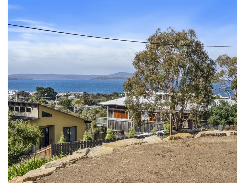 4 Pitt Street, Dodges Ferry TAS 7173