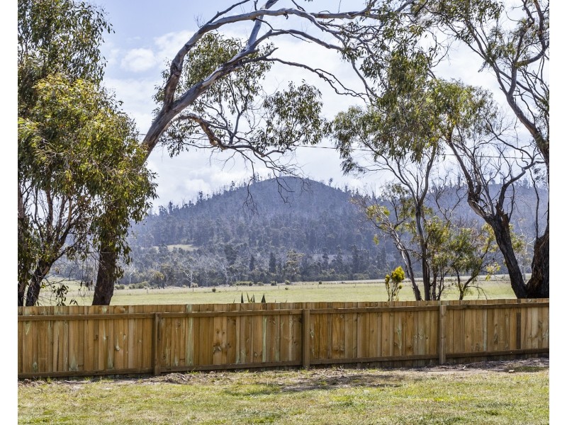 28 Gellibrand Street, Dunalley TAS 7177