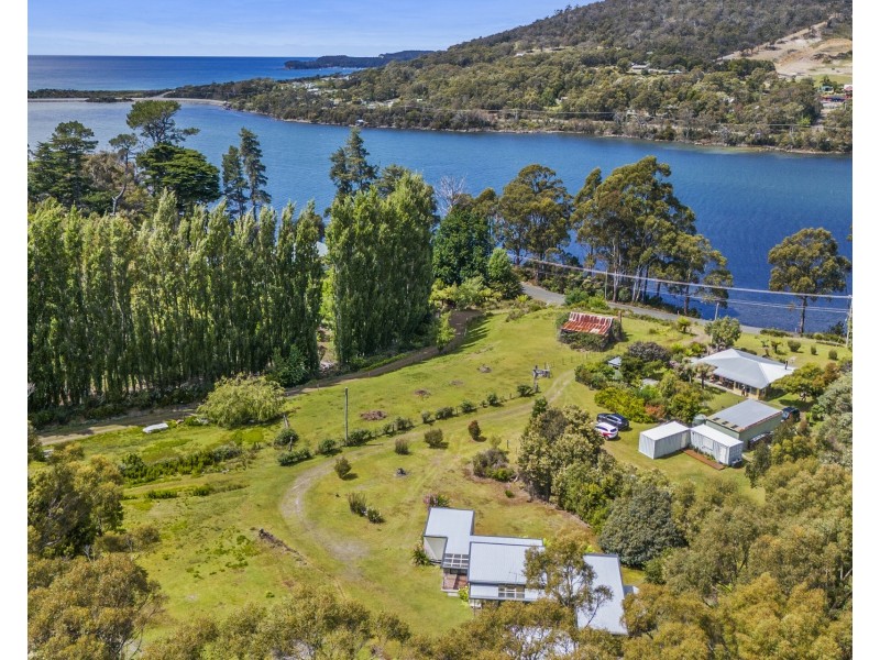 88 Old Jetty Road, Eaglehawk Neck TAS 7179