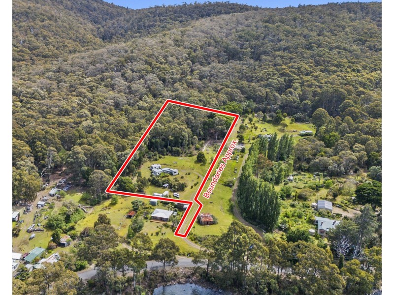 88 Old Jetty Road, Eaglehawk Neck TAS 7179