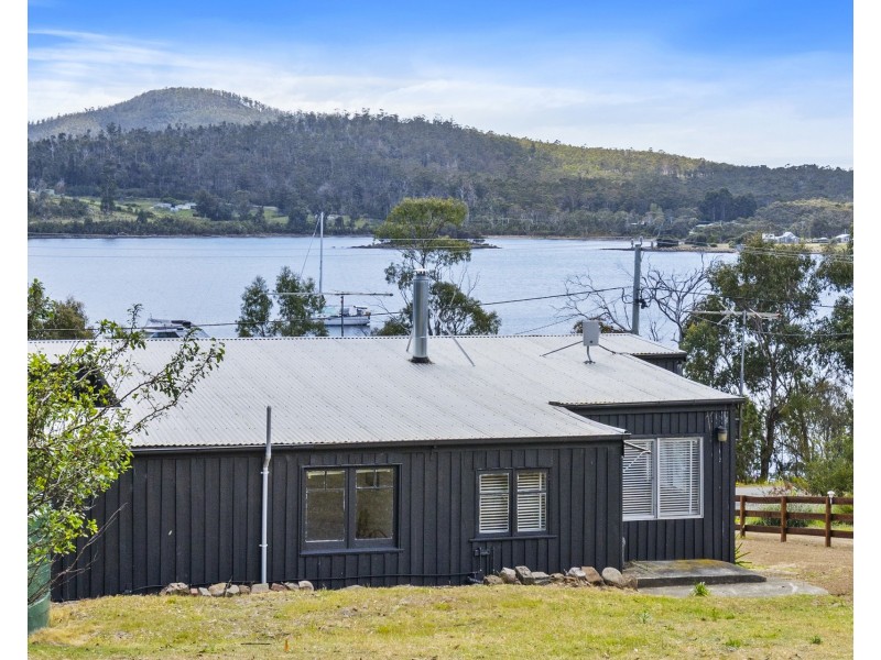 91 Sommers Bay Road, Murdunna TAS 7178