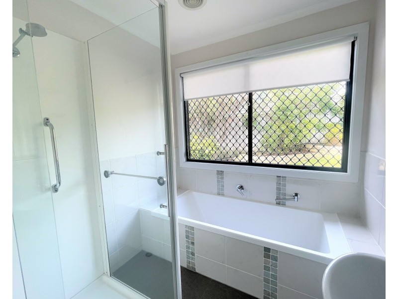 33 Mckinly Street, Midway Point TAS 7171