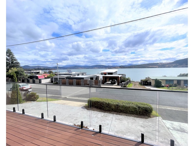 33 Mckinly Street, Midway Point TAS 7171