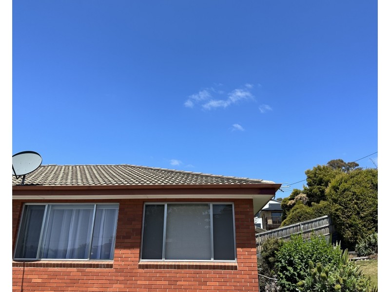 1/8 Wallace Avenue, Lenah Valley TAS 7008